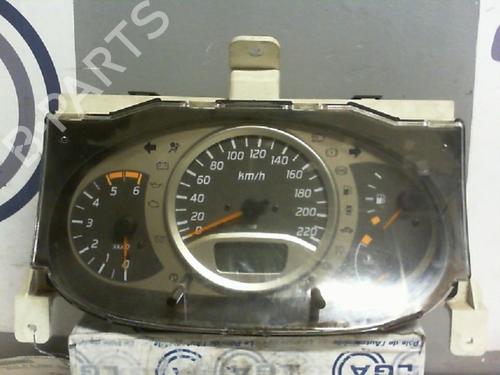 Used Instrument cluster NISSAN ALMERA TINO (V10) [1998-2006]  13869767