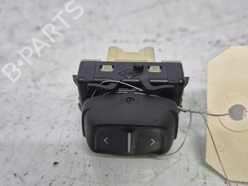 Used Left front window switch Left front window switch DACIA SANDERO II TCe 90 (B8M1, B8MA, B8AC) (90 hp) 33997591 33997591