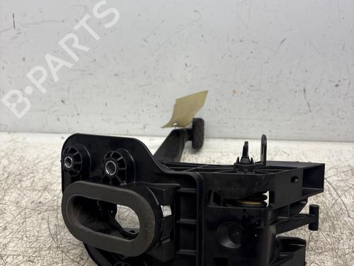 clutch-pedal-ford-fiesta-vii-hj-hf-2017-38022859 main image