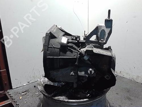 Used Gearbox FORD FOCUS I (DAW, DBW) [1998-2009]  19640942