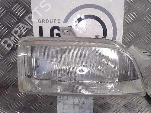 Used Right headlight FIAT PUNTO (176_) 55 1.1 (54 hp) 13858170