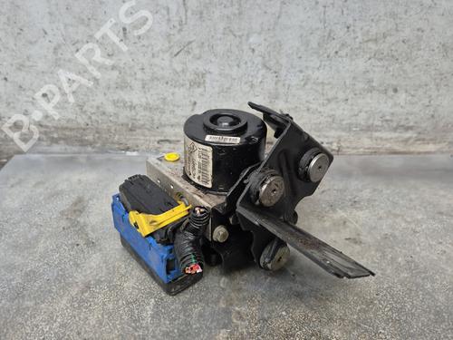 ABS Bremseaggregat RENAULT TWINGO II (CN0_) [2007-2025]  30556245