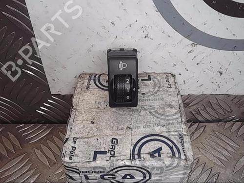 Used Headlight switch NISSAN MICRA III (K12) 1.2 16V (65 hp) 14551228