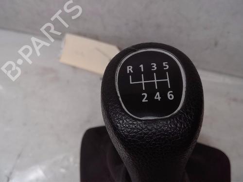 Used Gear lever BMW 1 (E87) 116 d (116 hp) 16424807