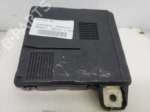 fuse-box-renault-scenic-ii-jm01_-2003-2004-2005-2006-2007-2008-2009-2010-33413809 main image