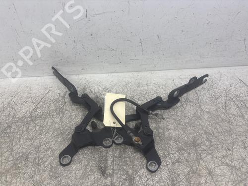 Used Hinge/Door check strap Hinge/Door check strap 39083123 39083123
