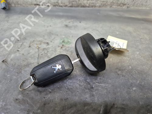 Used Fuel cap PEUGEOT 208 I (CA_, CC_) 1.6 HDi (92 hp) 30501490