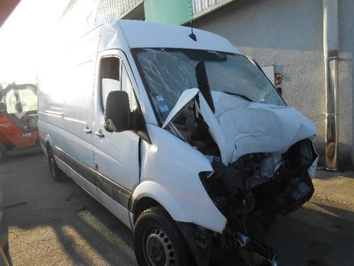 Right front brake caliper MERCEDES-BENZ SPRINTER 2-t Van (B901, B902)  | BP14520497M104 