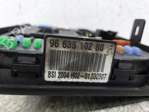 Fuse box PEUGEOT 607 (9D, 9U) 2.2 HDi | BP39500860E1 - Image 2