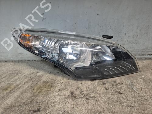 Højre forlygte RENAULT MEGANE III Hatchback (BZ0/1_, B3_) 1.6 dCi (BZ00, BZ12, BZ13) (130 hp) 28712450