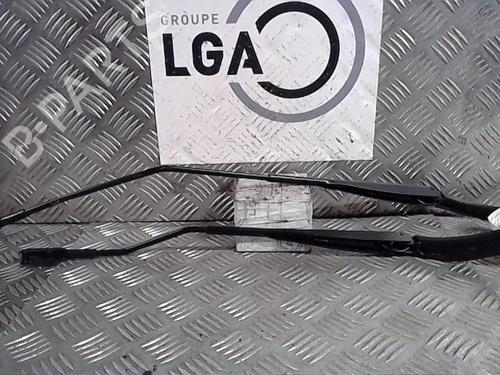 Used Front windshield wiper arm RENAULT CAPTUR I (J5_, H5_) 1.2 TCe 120 (118 hp) 14558700
