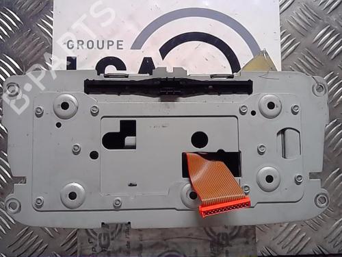 Used Radio SEAT IBIZA IV (6J5, 6P1) 1.6 TDI (105 hp) 13853089