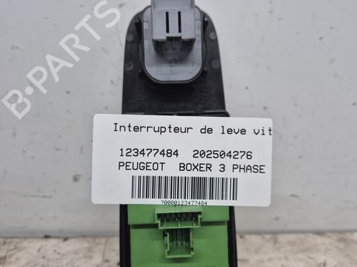 Left front window switch PEUGEOT BOXER Van 2.2 HDi 130 | BP33679466I27 - Image 2
