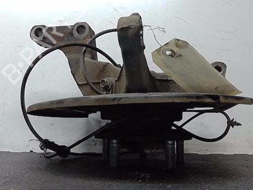 Used Left front steering knuckle NISSAN JUKE (F15) 1.5 dCi (110 hp) 24015671