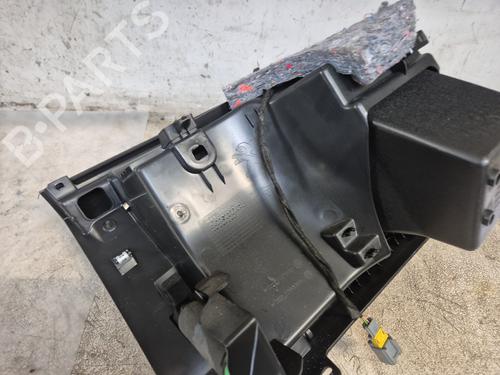 Glove box PEUGEOT 3008 II SUV (MC_, MR_, MJ_, M4_) 1.5 BlueHDi 130 | BP29550500C95 