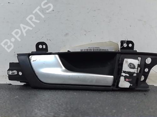 Venstre foran invendig håndtak AUDI A3 Sportback (8PA) 2.0 TFSI (200 hp) 13830002