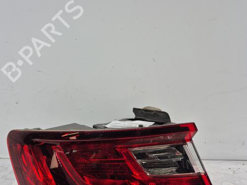 right-taillight-renault-megane-iv-hatchback-b9amn_-2015-33835035 main image