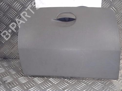 Used Glove box RENAULT MODUS / GRAND MODUS (F/JP0_) 1.5 dCi (FP0G, JP0G) (68 hp) 30806982