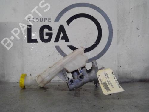 Used Brake master cylinder PEUGEOT 208 I (CA_, CC_) 1.2 VTI 82 (82 hp) 14520541