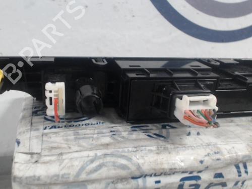Warning switch HYUNDAI TUCSON (TL, TLE) 1.7 CRDi | BP13869397I22 