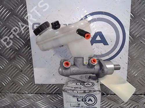 Used Brake master cylinder RENAULT TWINGO II (CN0_) 1.5 dCi 75 (75 hp) 14521388