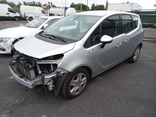 Brugte OPEL MERIVA B MPV (S10) 1.6 CDTI (75) (110 hp) 4224039