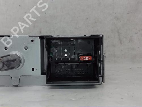 Used Radio Radio CITROËN C4 II (NC_) 1.6 HDi 90 (92 hp) 13825465 13825465