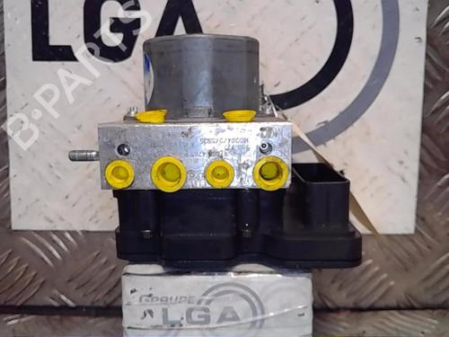Used ABS pump RENAULT TWINGO III (BCM_, BCA_) 0.9 TCe 90 (BCM9, BCM2) (90 hp) 13856137