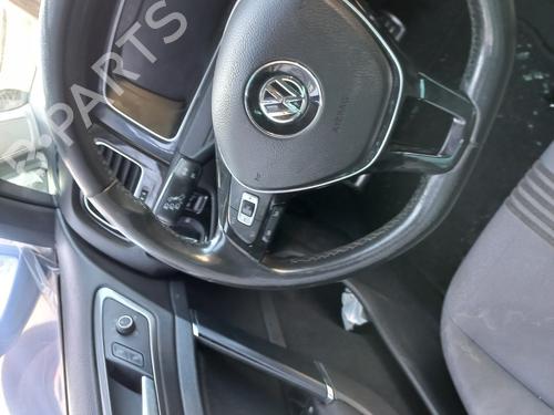 Engine control unit (ECU) VW GOLF VII (5G1, BQ1, BE1, BE2)  | BP24460428M57 
