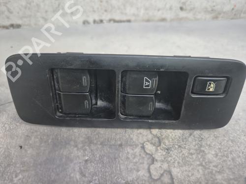 Used Left front window switch NISSAN QASHQAI I (J10, NJ10) [2006-2015]  30117546