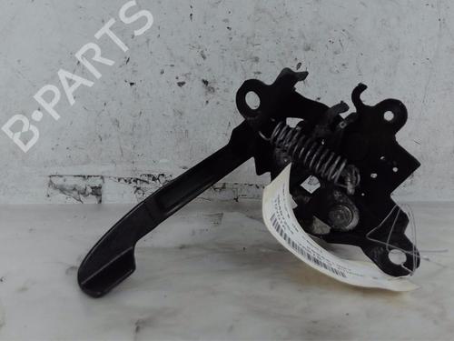 Used Hood lock TOYOTA YARIS (_P13_) 1.4 D (NLP130_, NLP130) (90 hp) 21675978
