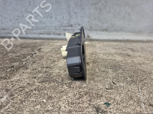 Right front window switch RENAULT CLIO IV (BH_) 1.5 dCi 90 | BP29469147I26 