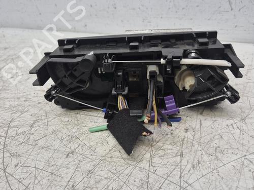 Used Climate control Climate control 37453541 37453541