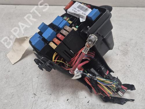 Used Fuse box Fuse box 38297592 38297592