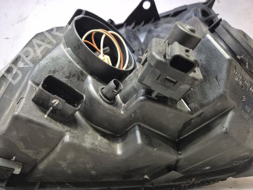 Right headlight RENAULT CLIO II (BB_, CB_) 1.5 dCi (B/CB3M) | BP30163899C29