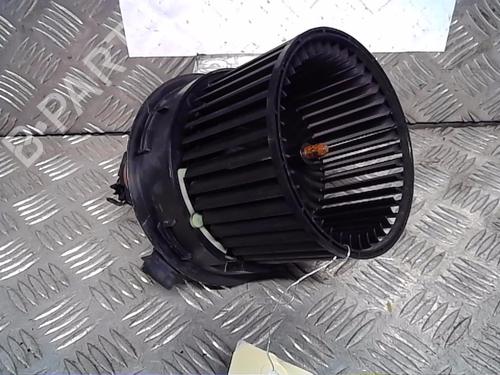 Used Heater blower motor DACIA DUSTER (HM_) 1.3 TCe 150 (HMM3) (150 hp) 14557316