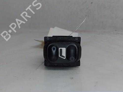 Used Left front window switch CITROËN XSARA (N1) 1.4 i (75 hp) 13831469