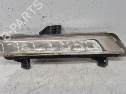 Used Right daytime light Right daytime light 37149866 37149866