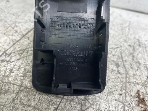 right-front-window-switch-renault-clio-iv-bh_-2012-2013-2014-2015-2016-2017-2018-2019-2020-2021-38676306 main image