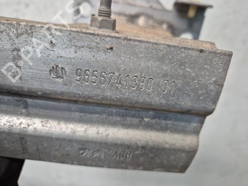 Front bumper reinforcement PEUGEOT 308 I (4A_, 4C_) 1.6 HDi | BP24600535C109 