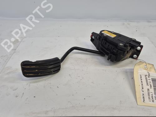 Pedal RENAULT TRAFIC II Van (FL) 2.0 dCi 90 (FL0H, FL00, FL01, FL0M, FL0P, FL0S) (90 hp) 31140639