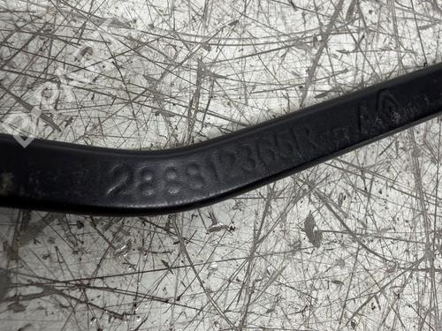 front-windshield-wiper-arm-renault-captur-i-j5_-h5_-2013-38548396 main image