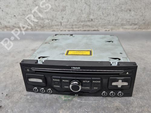 Radio PEUGEOT 5008 (0U_, 0E_) 1.6 HDi (112 hp) 30714485