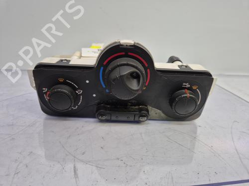 Used Climate control RENAULT CLIO III (BR0/1, CR0/1) 1.5 dCi (C/BR0G, C/BR1G) (68 hp) 31324537