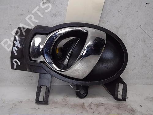 Used Front left interior door handle NISSAN JUKE (F15) 1.6 (117 hp) 13832194
