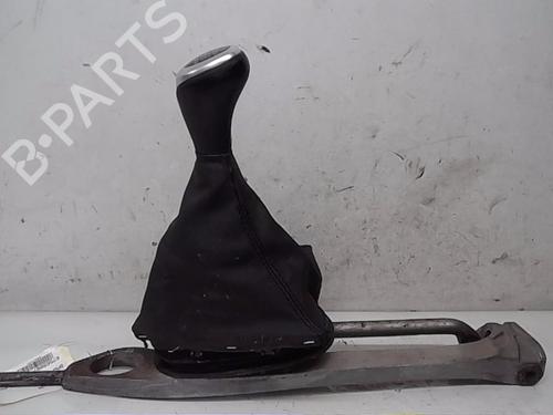 Used Gear lever BMW 1 (F20) 114 d (95 hp) 13834564