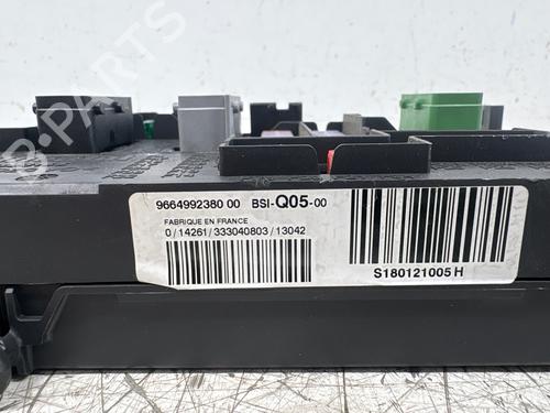 Fuse box PEUGEOT 508 SW I (8E_) 2.0 HDi | BP38676138E1 - Image 2