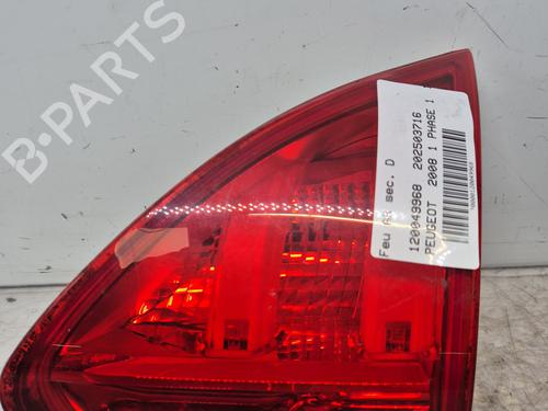 Used Right tailgate light Right tailgate light PEUGEOT 2008 I (CU_) 1.6 HDi (114 hp) 33210401 33210401