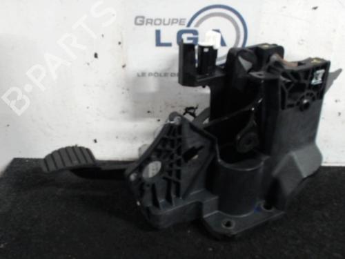 Pédale de frein RENAULT TWINGO III (BCM_, BCA_) 1.0 SCe 70 (71 hp) 14564743