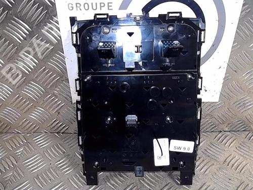 Display monitor RENAULT MEGANE IV Hatchback (B9A/M/N_) | BP13853860C48